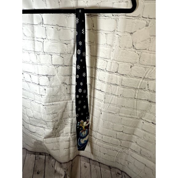 LOONEY TUNES TWEETY & SYLVESTER MENS CHRISTMAS THEMED TIE - WORN ONCE G-121 - Picture 3 of 5